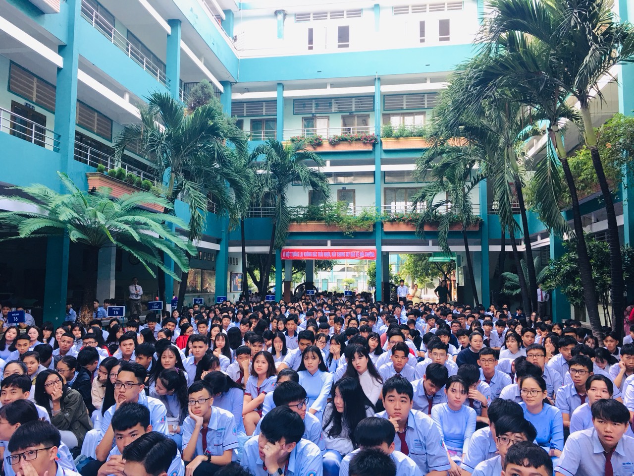 Chọn trường cấp 3 tại Hồ Chí Minh – chọn trường tư thục uy tín Hồng Đức - Trường THCS - THPT Tư thục Hồng Đức
