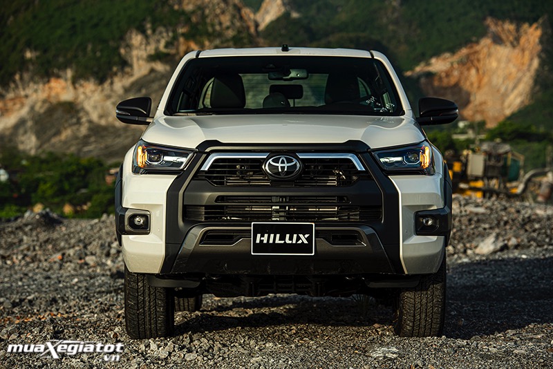 Toyota Hilux 2020: giá lăn bánh, khuyến mãi (08/2020) - muaxegiatot.vn