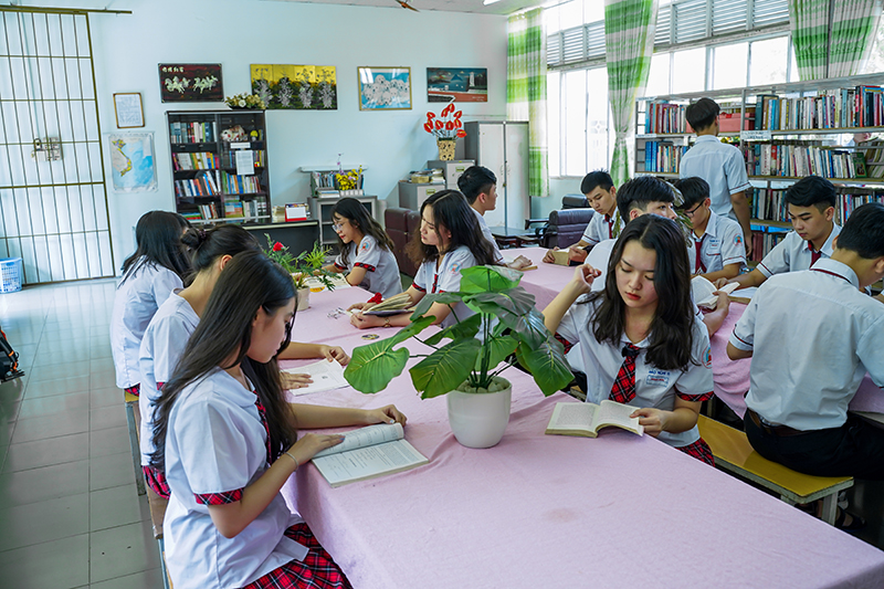 Để trưởng thành hơn hãy cho con vào trường nội trú?