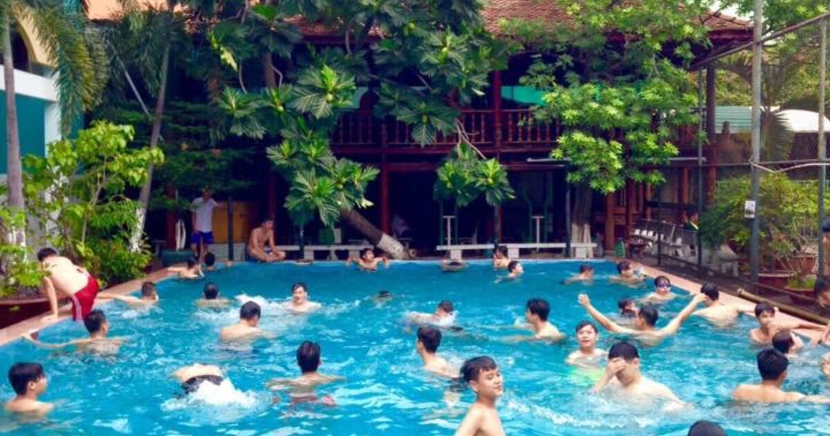 Trường tư thục cấp 3 có phải là lựa chọn tốt không?