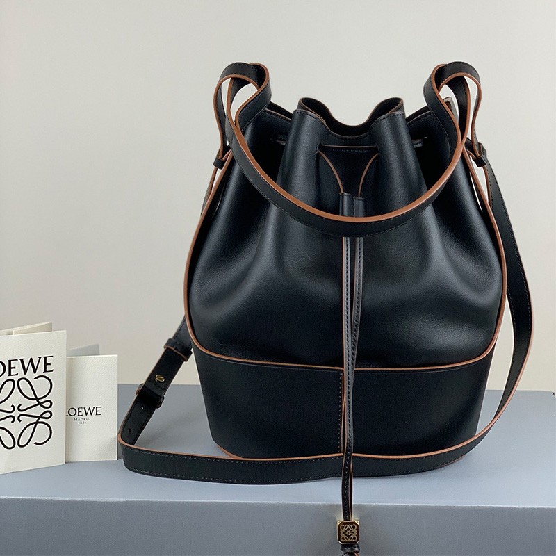 Loewe Balloon Bag Nappa Calfskin In Black