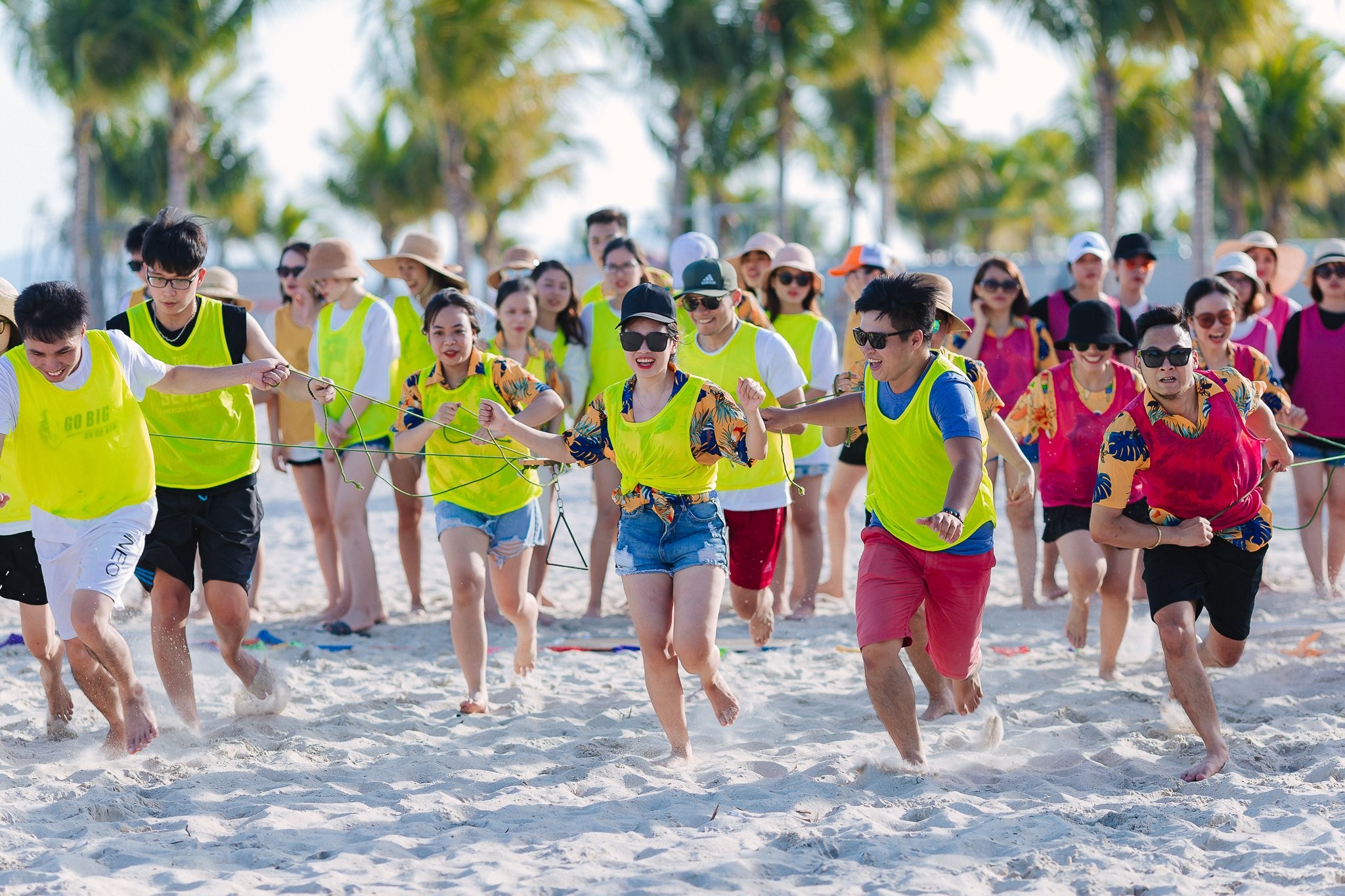 Kịch bản tổ chức team building bãi biển hấp dẫn nhất 2021