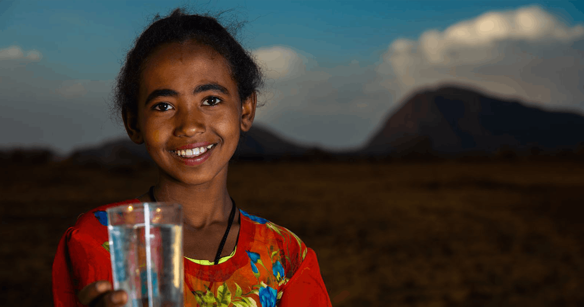 Help Easywork end the water crisis | charity: water