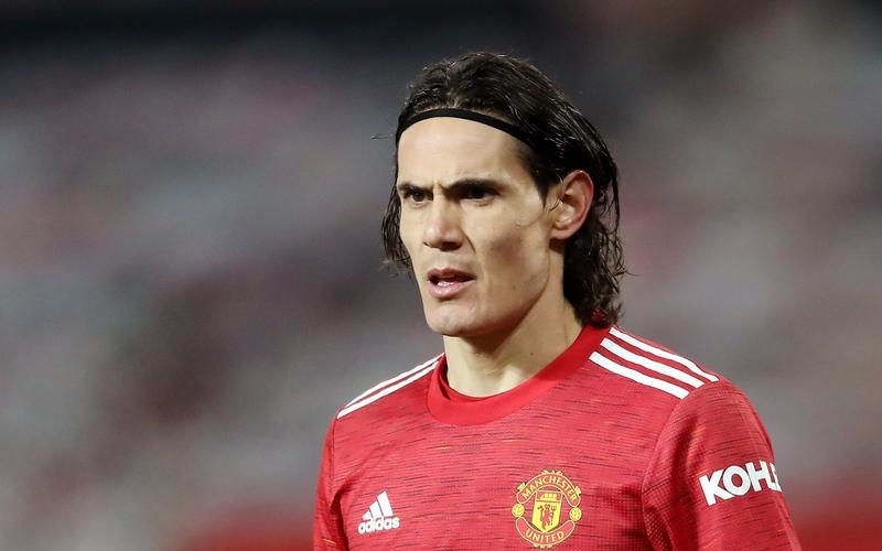 Sau chấn thương của Varane, đến lượt Cavani khiến fan MU đau lòng trước thềm đại chiến với Man City