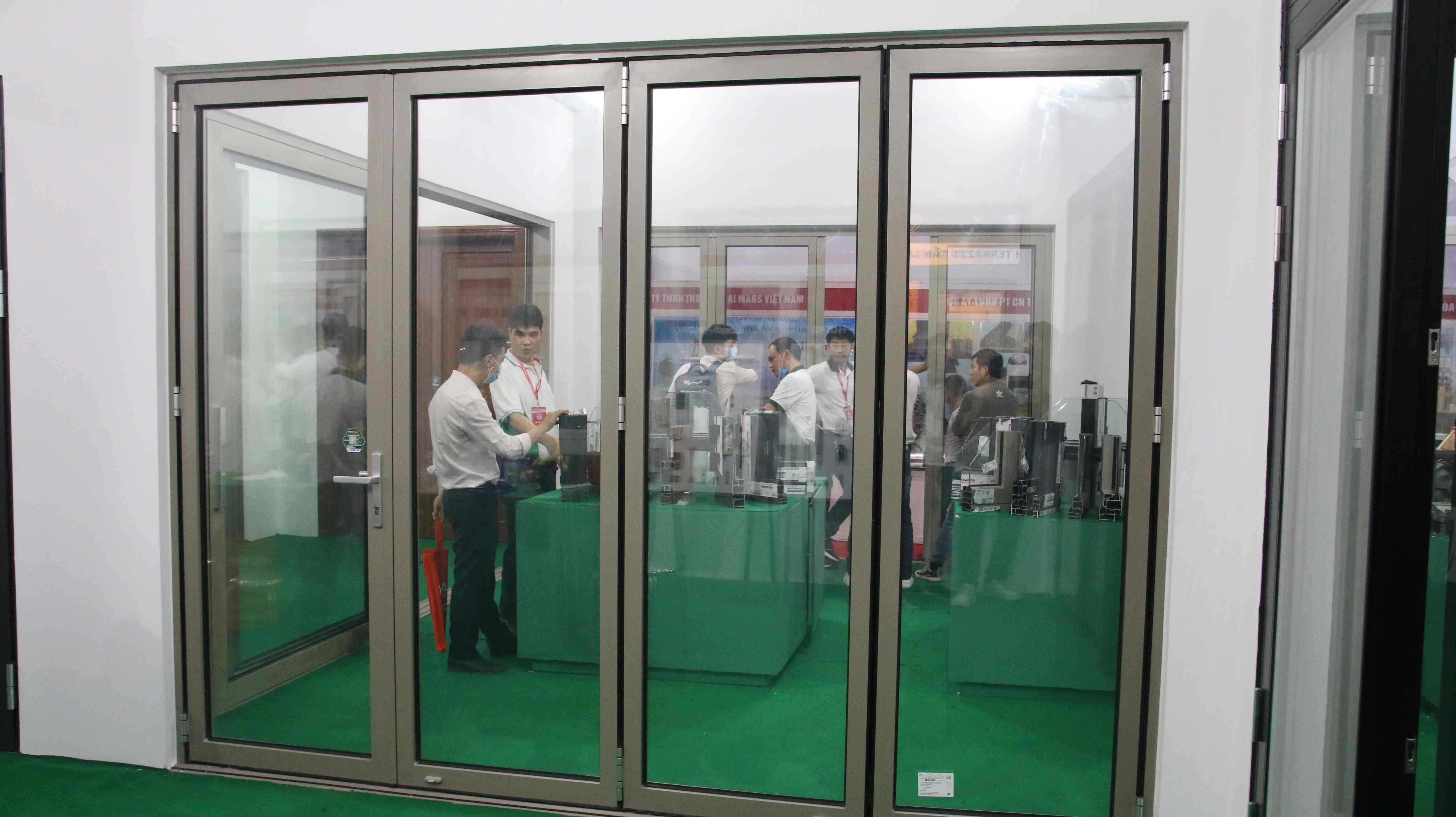 Giá cửa nhôm kính cường lực, cửa nhôm xingfa kính cường lực