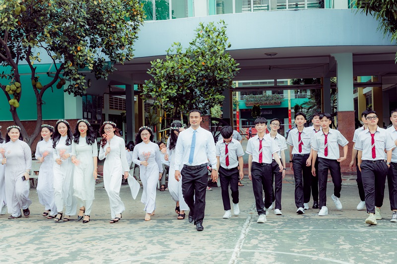 Phụ huynh nên hay không nên chọn trường nội trú cho con mình