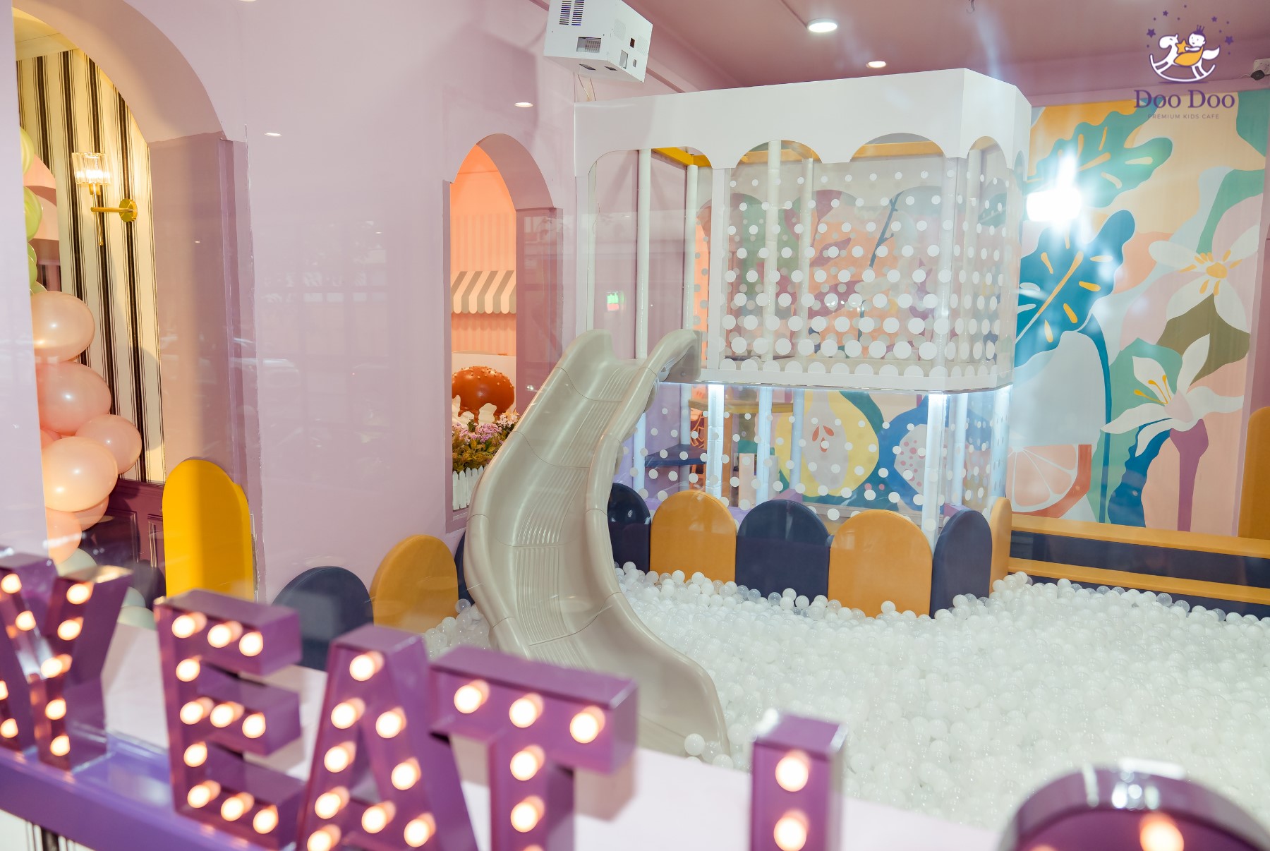 Khám Phá Doo Doo Premium Kids Cafe Độc Đáo Giữa Lòng Phố Cổ