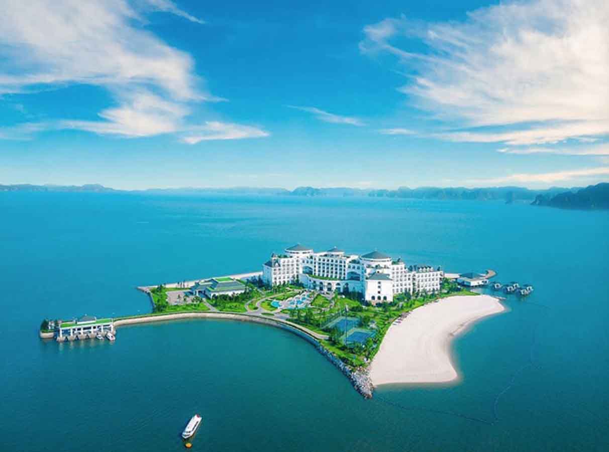 Top 10 bãi biển đẹp nhất Hạ Long nhất định phải trải nghiệm