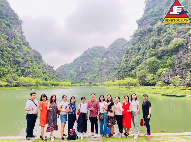 Gợi ý du lịch Tràng An Bái Đính hấp dẫn nhất 2022 - Sinh tour