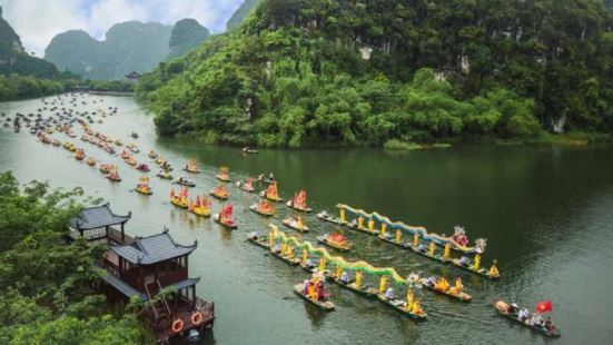 Du lịch Ninh Bình mùa xuân có gì đẹp? Điểm du xuân không thể bỏ qua