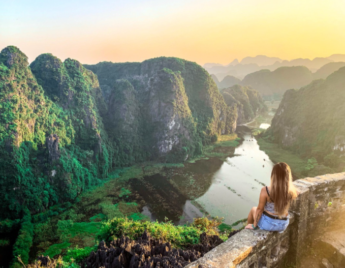Tour du lịch Hoa Lư - Tràng An - Hang Múa 1 ngày [Giá chỉ 790k]