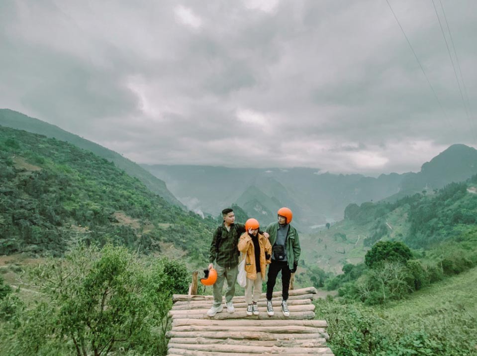 Tour Hà Nội – Hà Giang – Đồng Văn – Cao Bằng – Bản Giốc 3 Ngày 2 Đêm