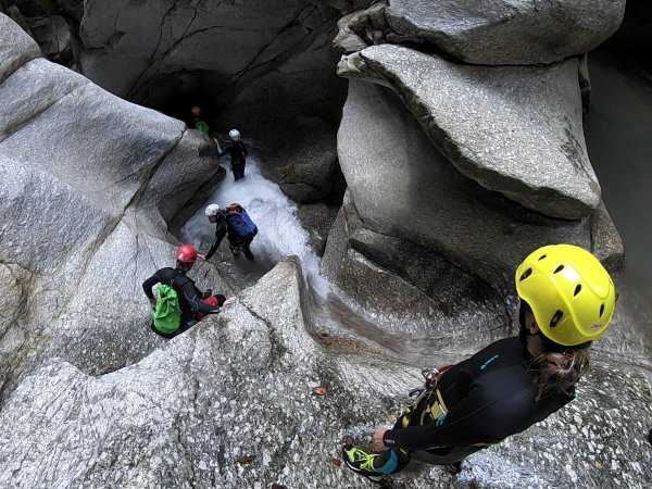 what is canyoneering