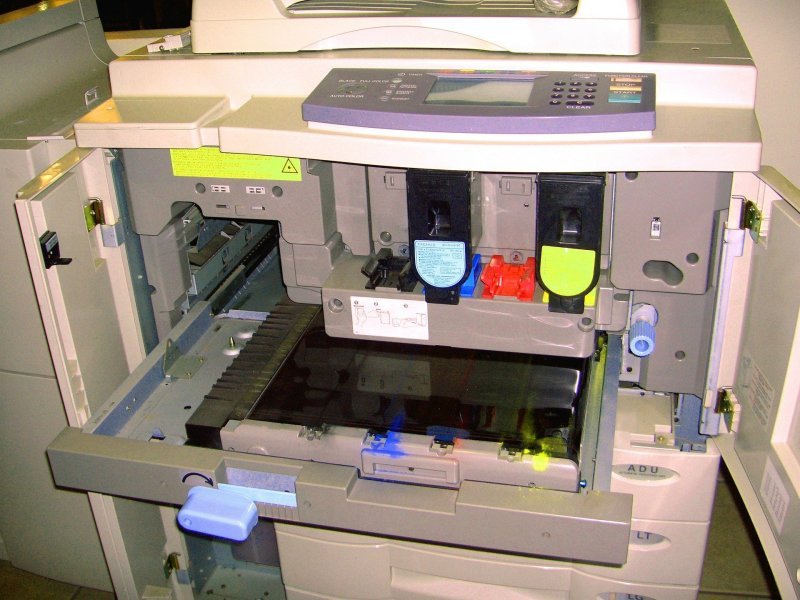 Cách vệ sinh máy photocopy toshiba dễ dàng - Kho Máy Văn Phòng