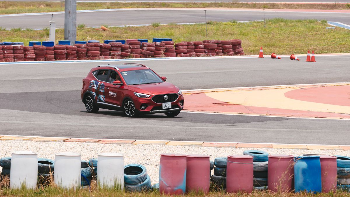 Đánh giá chi tiết xe MG ZS 2021