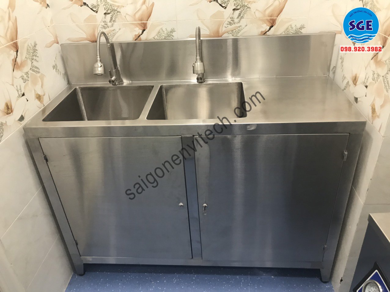 Bồn rửa dụng cụ y tế giá rẻ - đạt chuẩn Bộ Y Tế tại TP.HCM