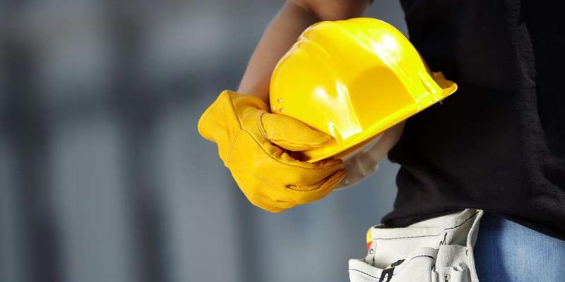Bạn đã biết vệ sinh mũ bảo hộ lao động đúng cách?