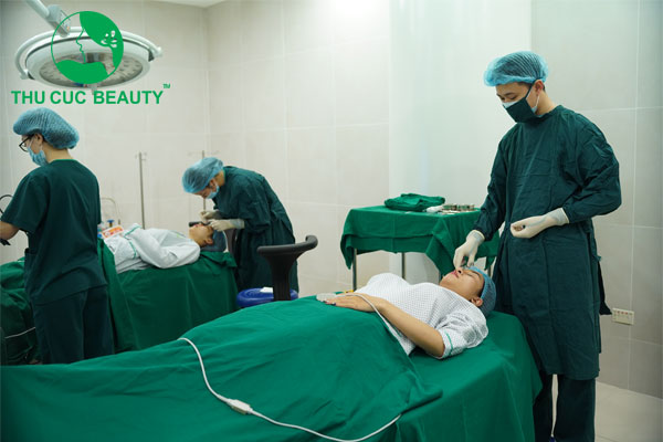 Cắt mí bao lâu thì đẹp? - Thẩm mỹ Thu Cúc