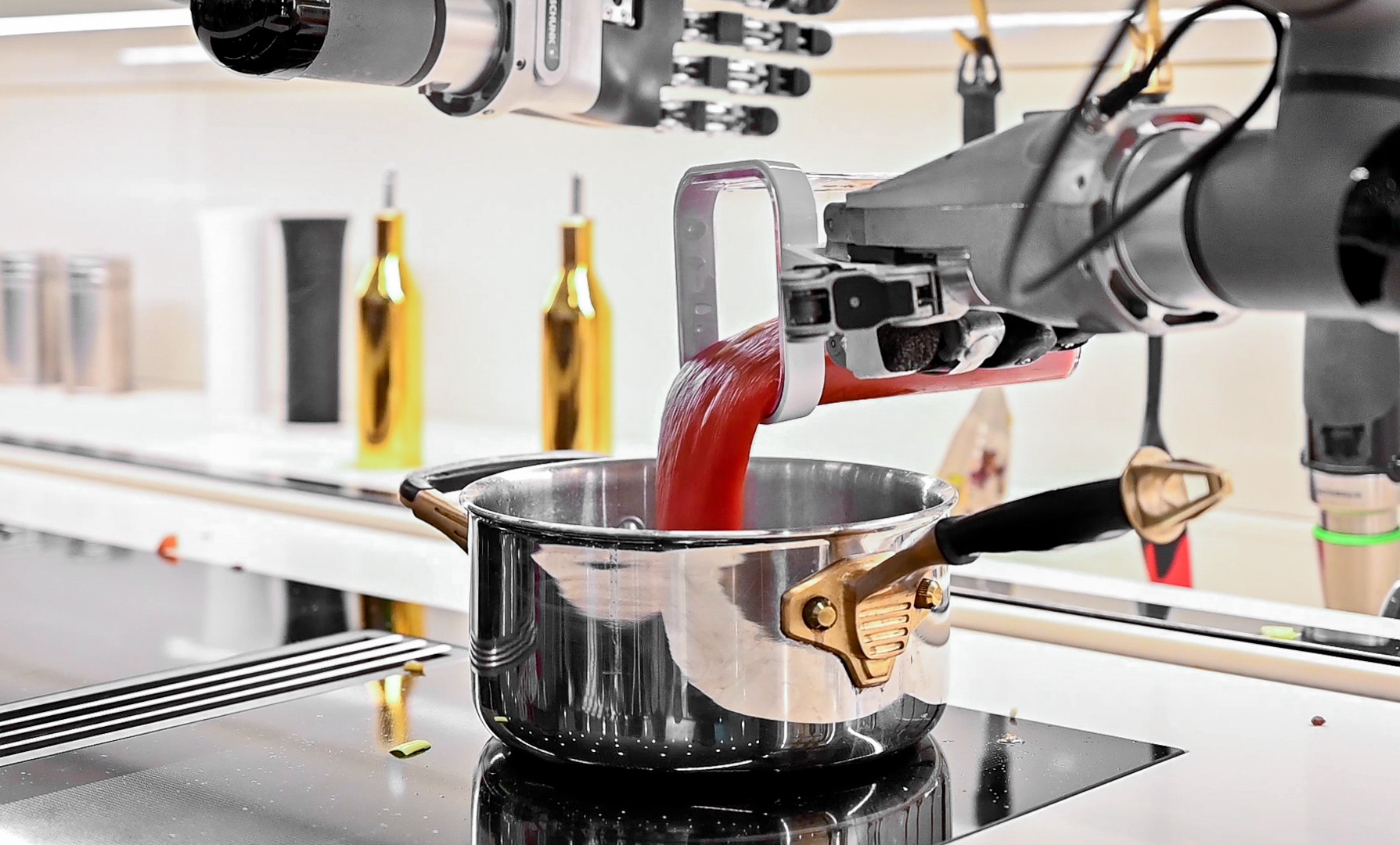 Autonomous Kitchen Solutions for Robotic Restaurants