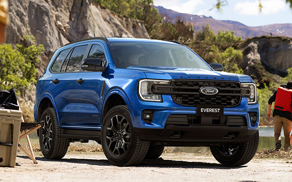 Xe 7 chỗ Ford Everest sẽ đến tay người Việt trong quý III này