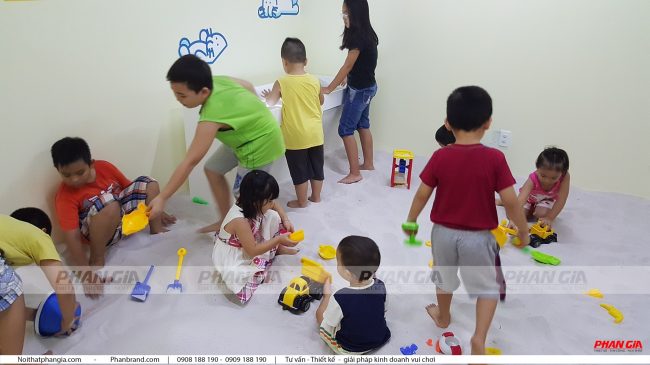 6 Vấn Đề Của Trẻ Khi Chơi Chung Trong Khu Vui Chơi Và Cách Trợ Giúp