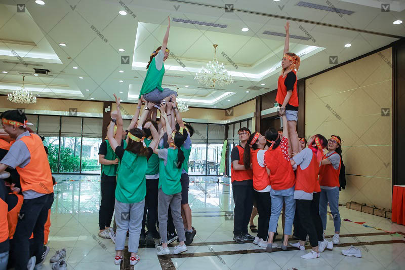 20 Trò chơi team building trong nhà vui nhộn mới lạ nhất 2022
