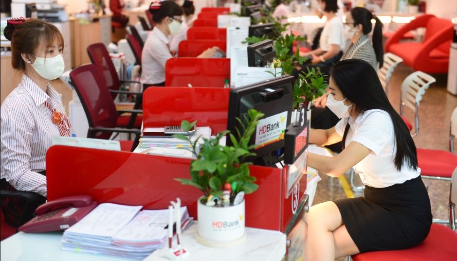 Thủ Tục Vay Tiền Ngân Hàng HD Bank - Điều Kiện, Lãi Suất