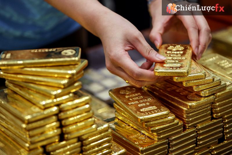 Có Nên Đầu Tư Vàng Không? Lưu Ý Gì Khi Đầu Tư Vào Vàng