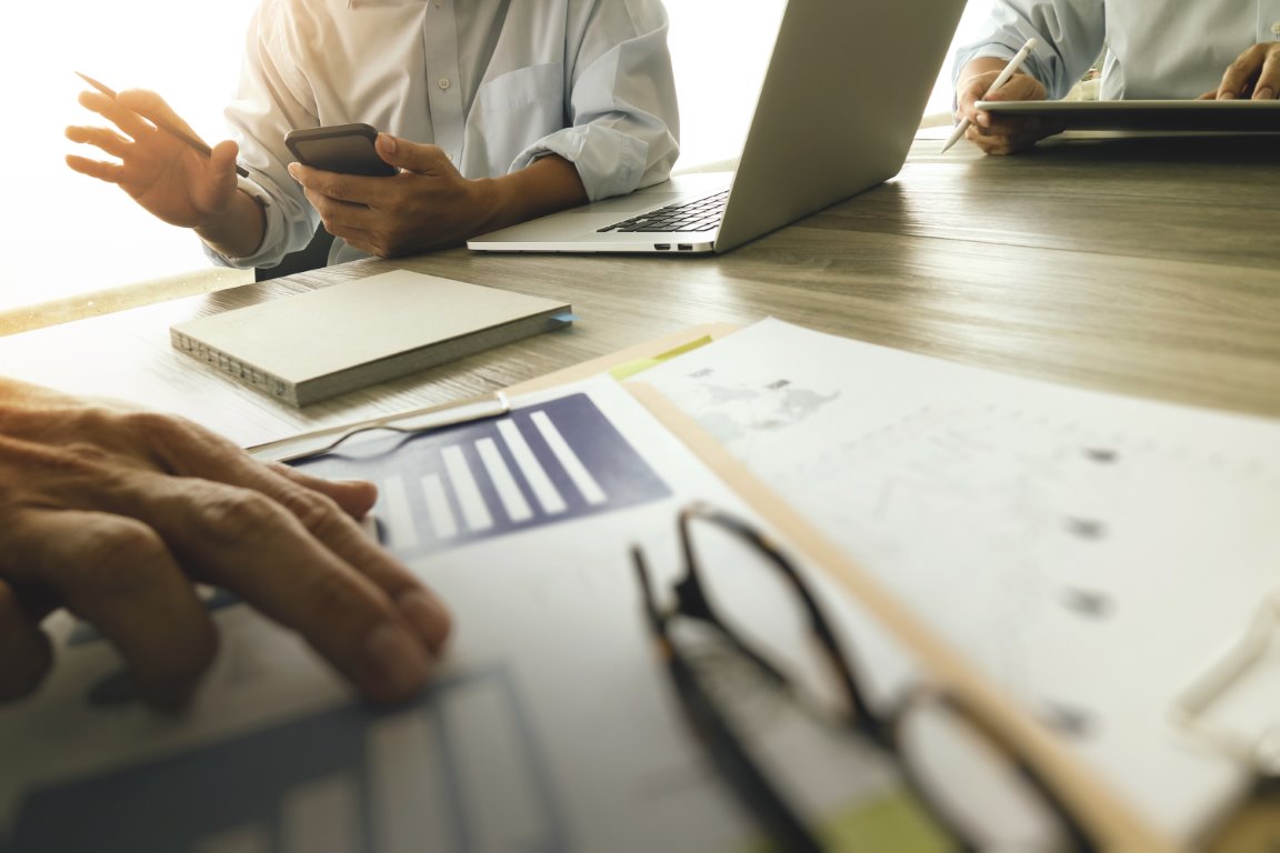 How to Select the Best Internet Marketing Consultant?