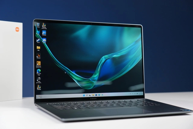 Laptop Xiaomi Book Pro 2022 ra mắt với màn hình OLED 4K, giá từ 20.5 triệu đồng