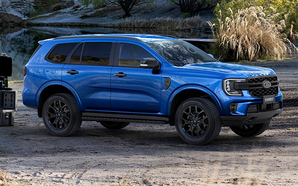 Ford Everest 2023 bao giờ về Việt Nam? Lộ mẫu xe Ford Everest 2023 trên đường phố Việt