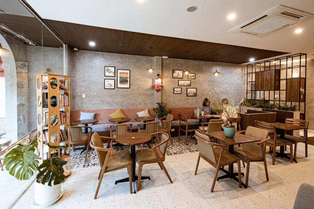 Mind Coffee - Quán cà phê view phố hiện đại - Góc Đó Đấy