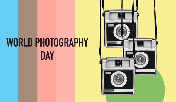 World Photography Day Quotes in Hindi - विश्व फोटोग्राफी दिवस 2022