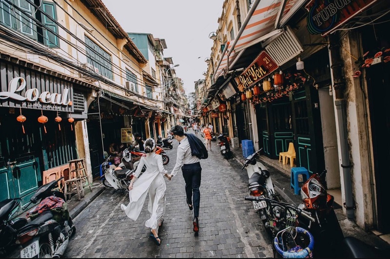 10 Điểm chụp ảnh cưới phố cổ Hà Nội siêu đẹp, dễ thương - Mymedia