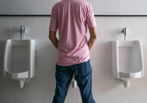 Tiểu nhiều lần trong ngày cảnh báo điều gì, chuyên gia chia sẻ | Phòng Khám Đa Khoa An Giang