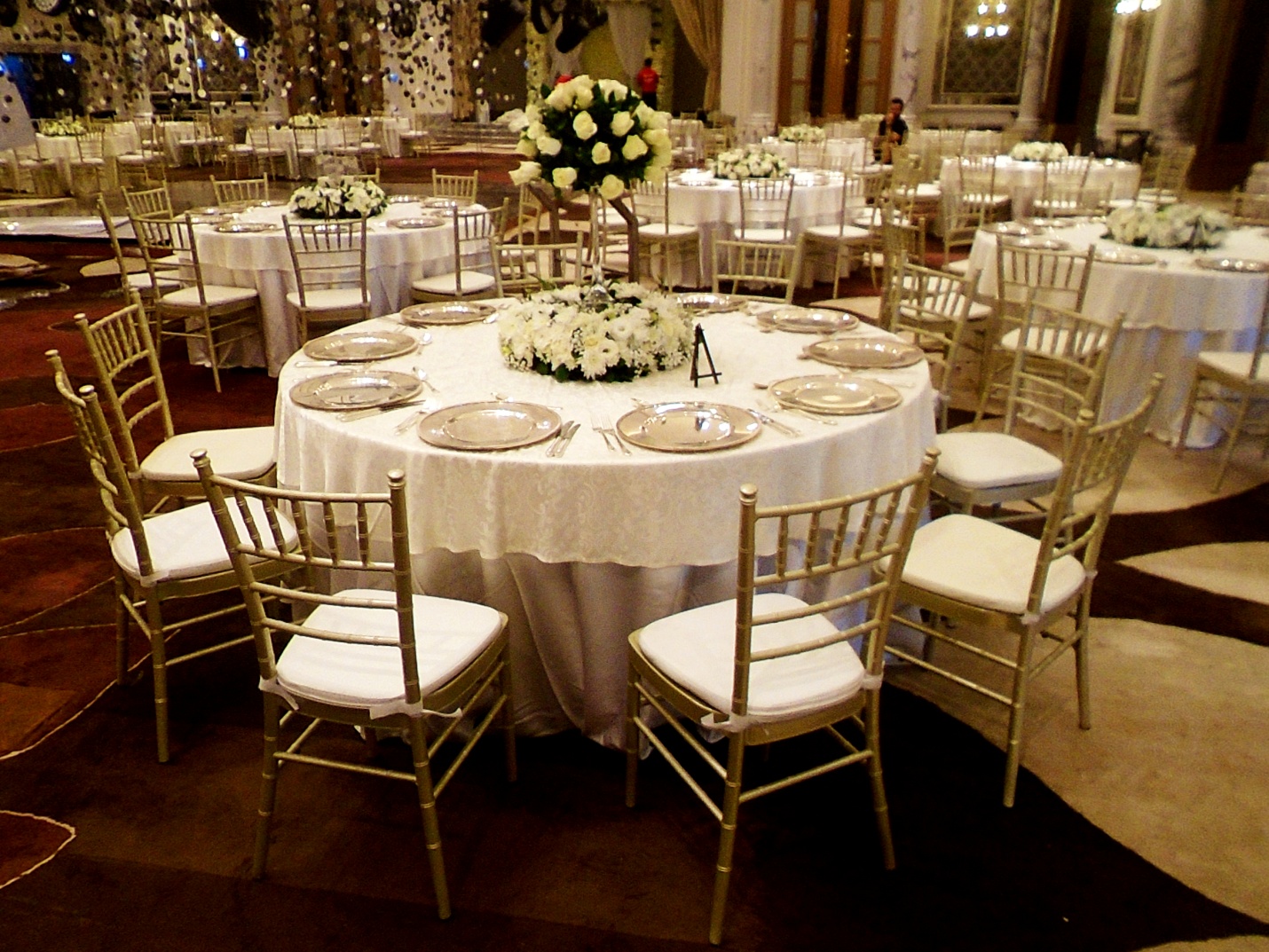 Planning a Wedding? Hire a Wedding Furniture Rental Company in UAE