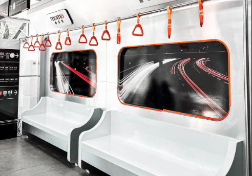 MoMo Train - Quán cà phê nhưng lại là tàu điện ngầm?