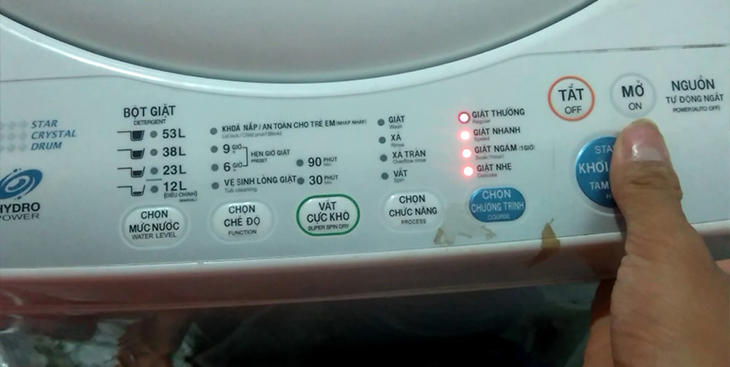 Cách Reset máy giặt Toshiba tất cả các đời đơn giản với các thao tác nhanh