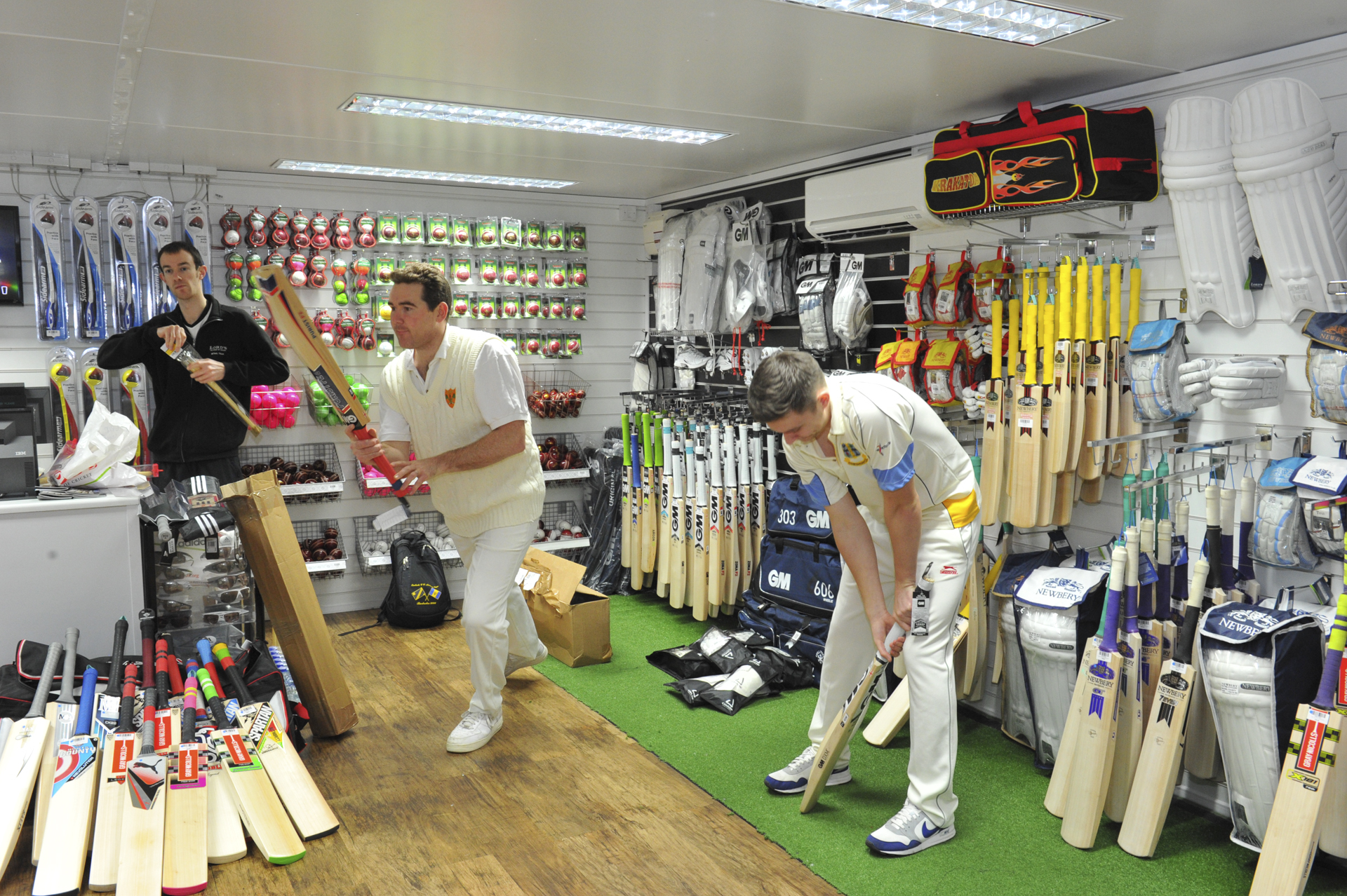 Cricket Stores Near Me: A Guide to Local Cricket Shops - Lousiana Scope