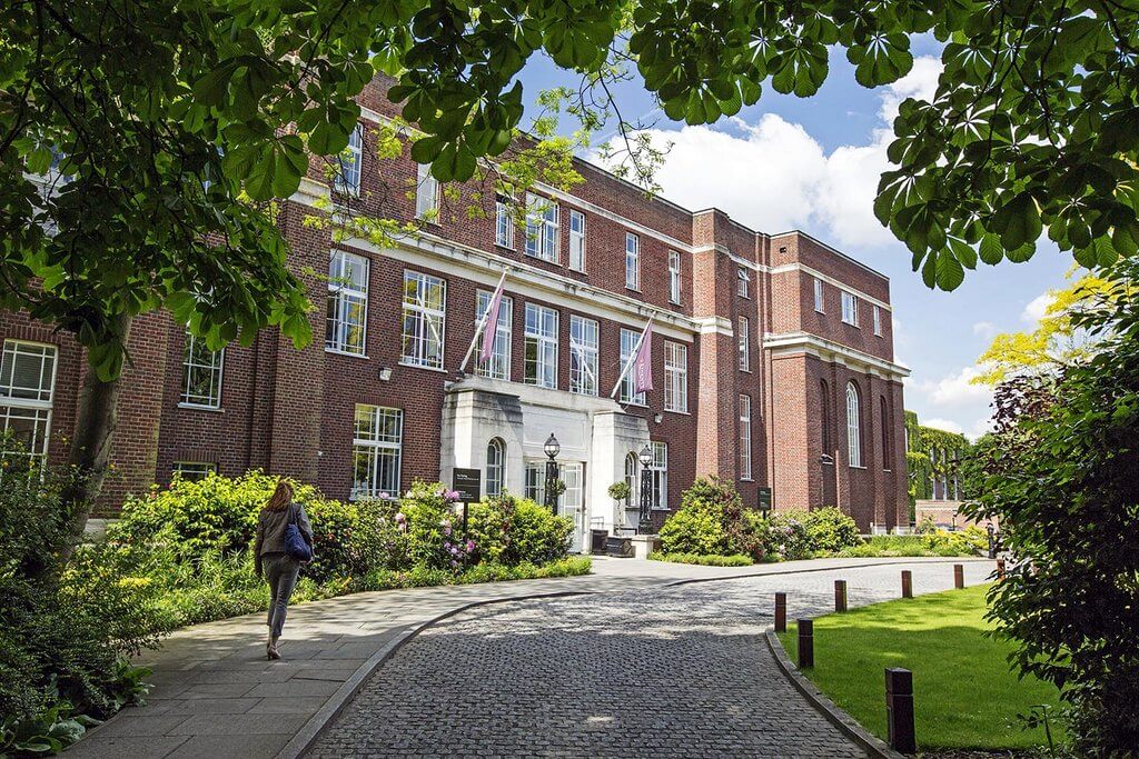 Regent's University London: Rankings, Courses, Fees 2022