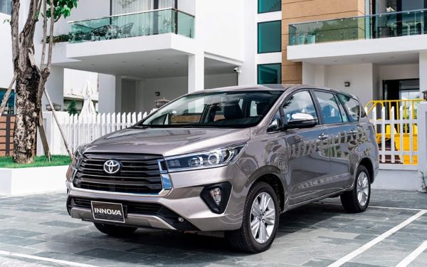 Đánh giá Toyota Innova: Trẻ trung, Tiện nghi, Thực dụng