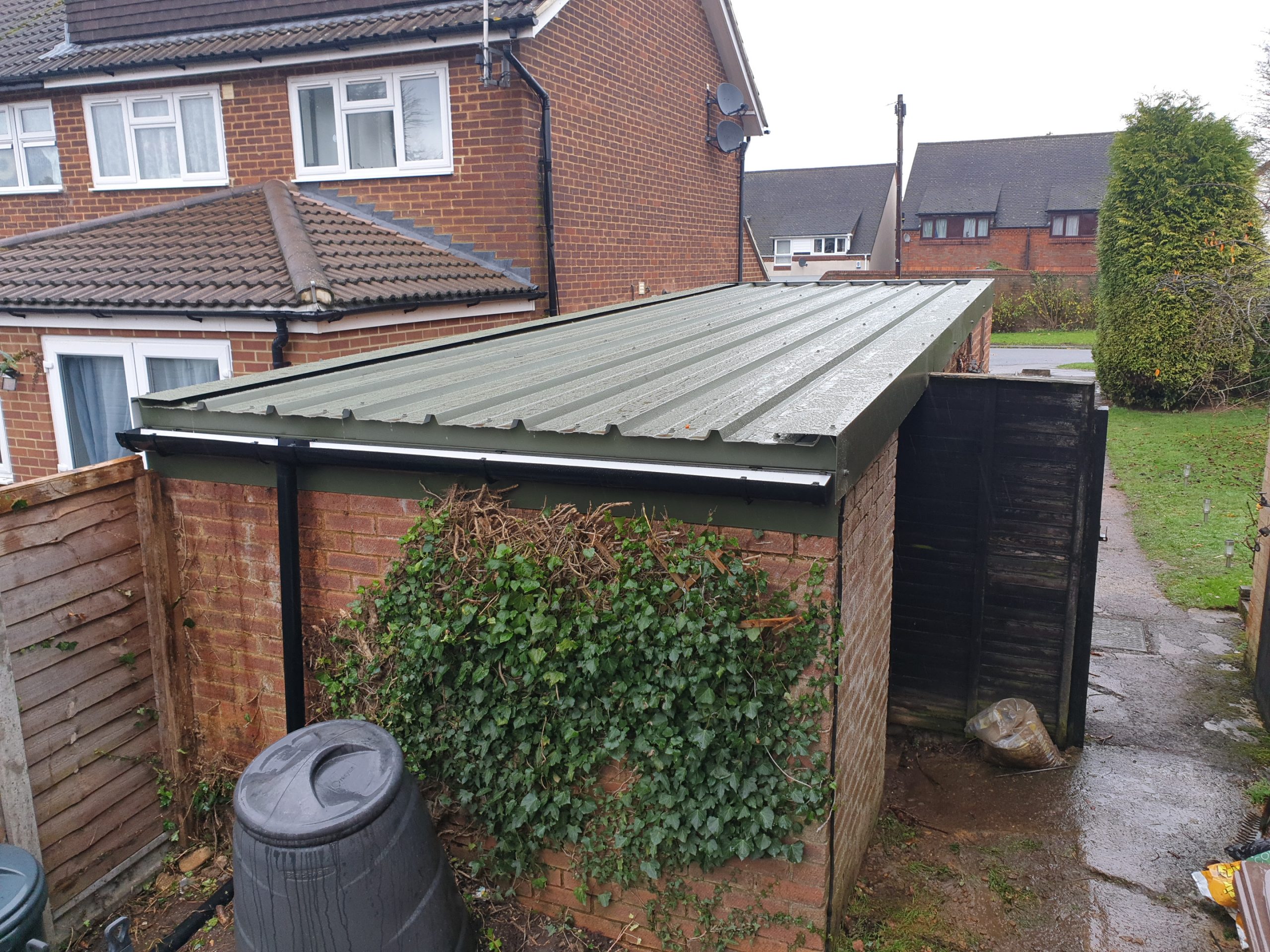 Asbestos Garage Roof Removal Professionals in London | Blue A Ltd.