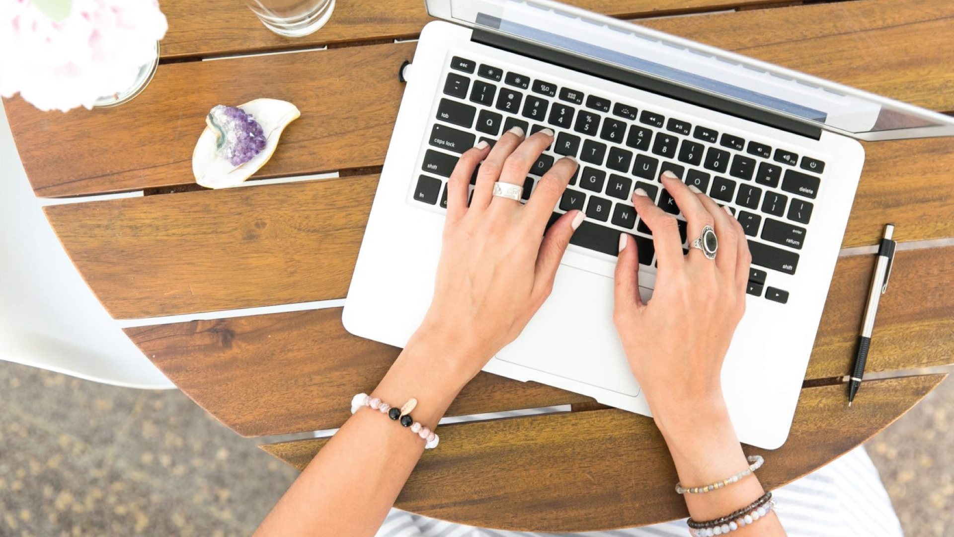 Why every expert talks about micro-influencers and how profitable can work with them be | MarTech Cube