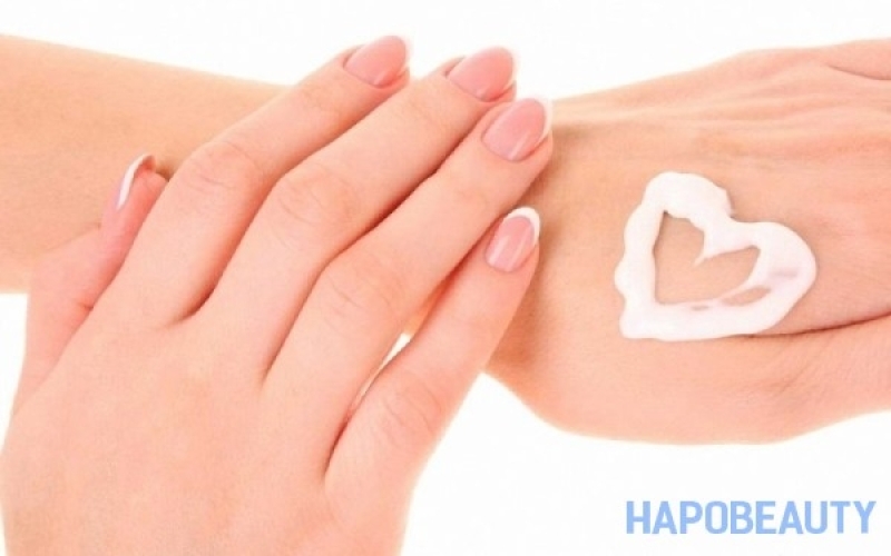 Top 4 Kem dưỡng da tay Q10 Nhật nào tốt giúp làn da mềm mịn