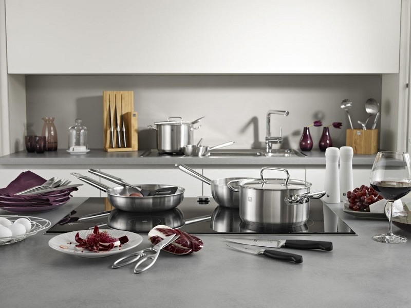 Cách bảo quản các thiết bị bếp inox trong nhà hàng khách sạn