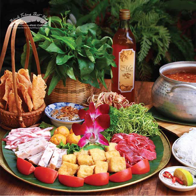 Lẩu riêu Cua - Bánh tráng thịt heo Phú Cường