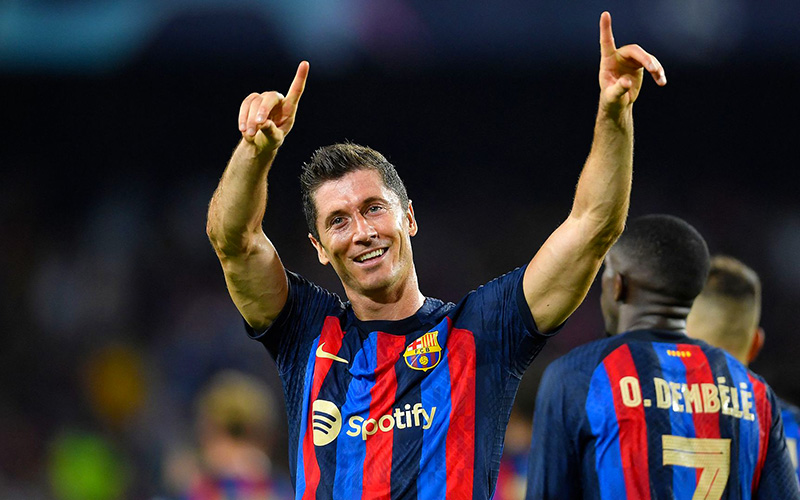 Soi kèo Mallorca vs Barcelona lúc 2h00 ngày 2/10/2022