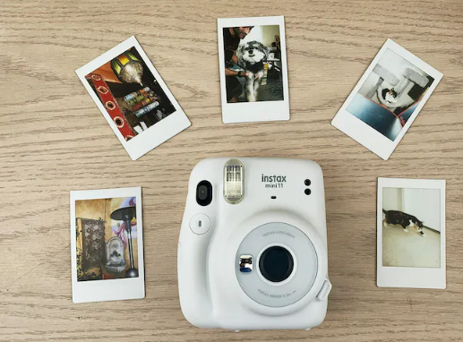 Best Instant Cameras in 2023 [Comparison & Buyer Guide]