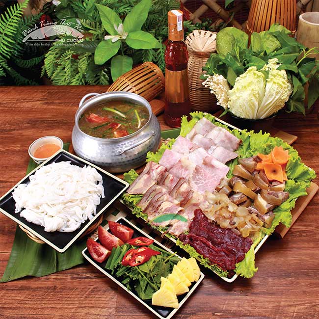 Lẩu Bò - Bánh tráng thịt heo Phú Cường