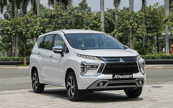 So sánh Xpander và Suzuki XL7: Mẫu xe nào có cơ chế vận hành và thiết bị an toàn tốt hơn?